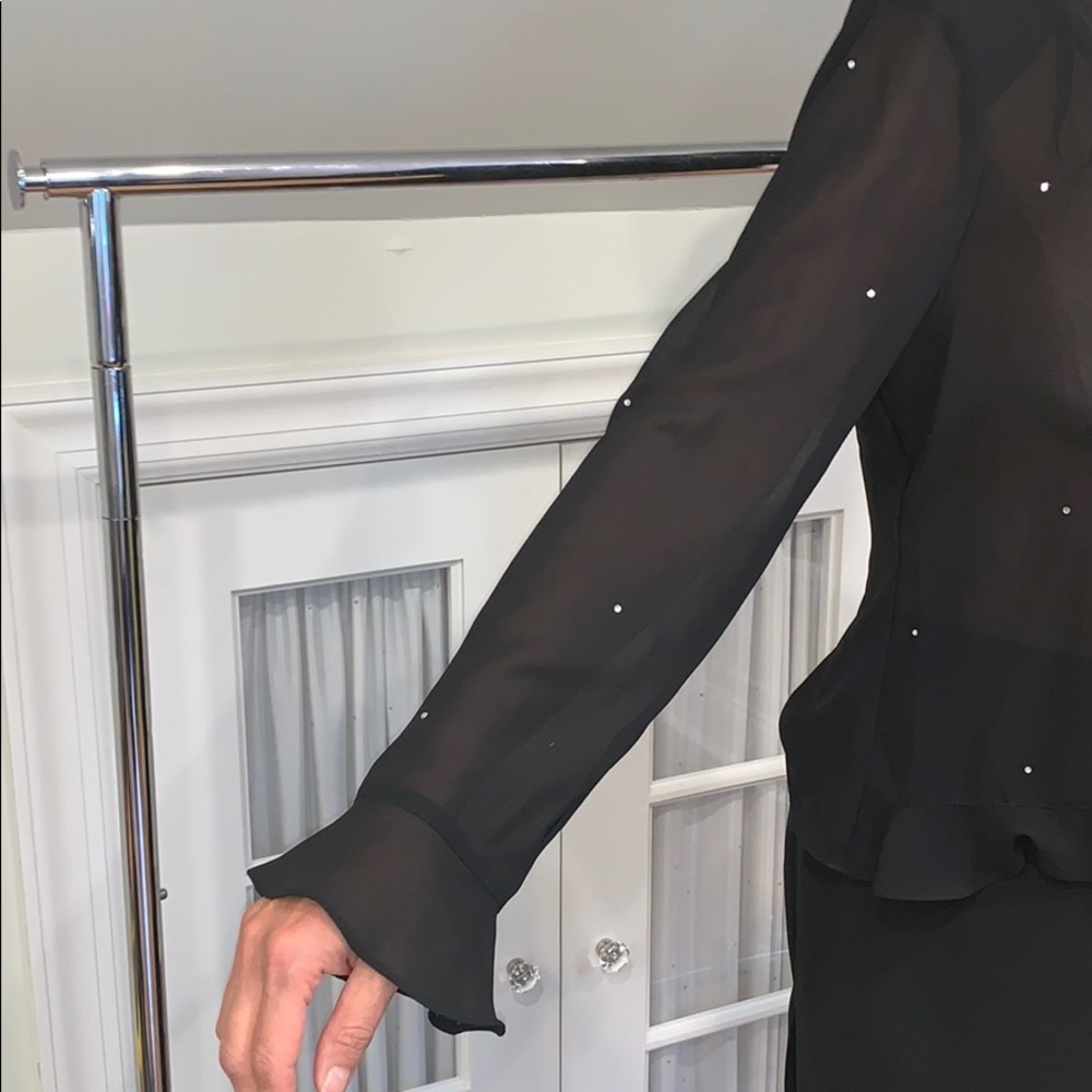 Top - Picture 2 of 4